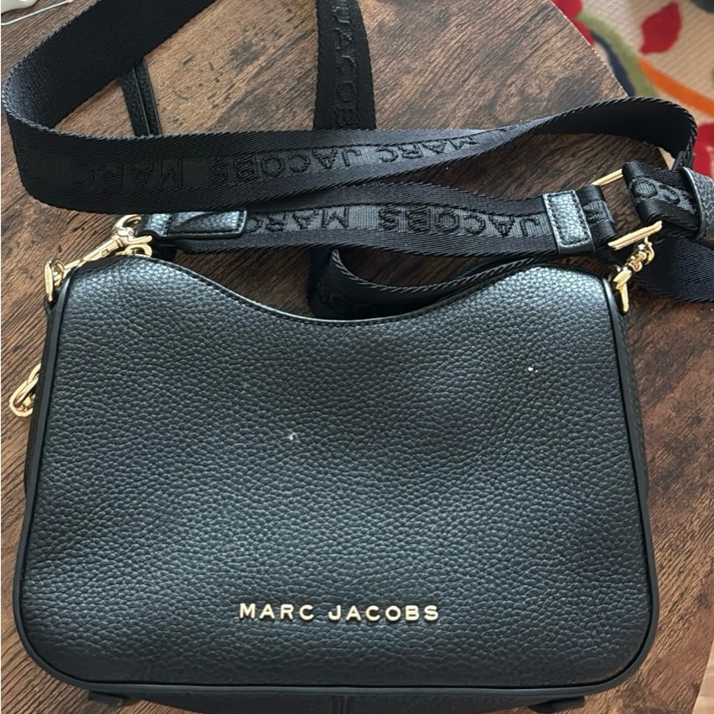 Marc Jacobs Black Textured Crossbody Bag